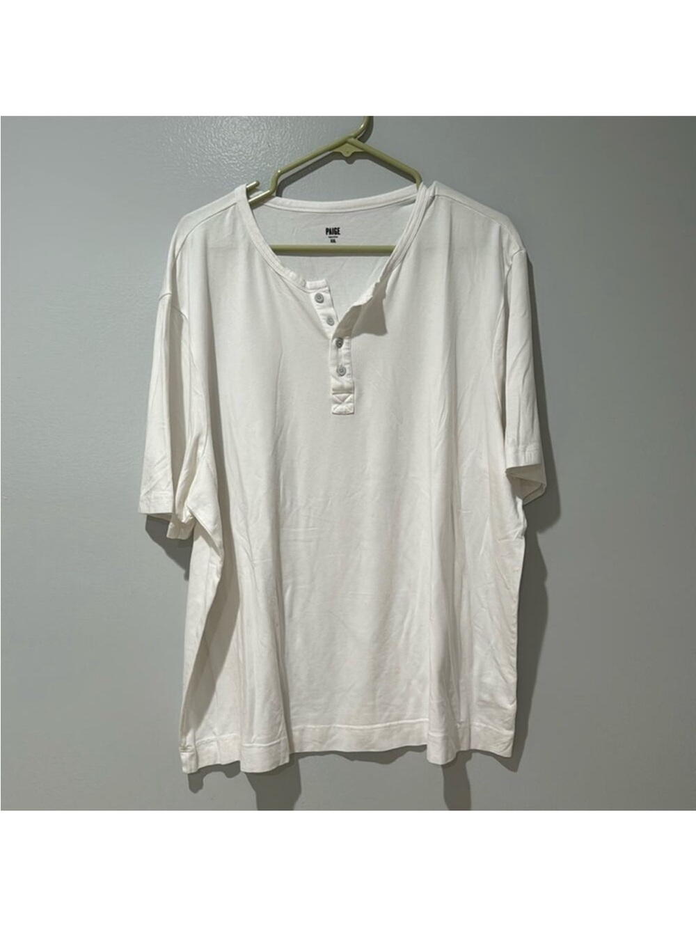 PAIGE Men's White Short-Sleeve Henley Tee with Button Placket Size XXL